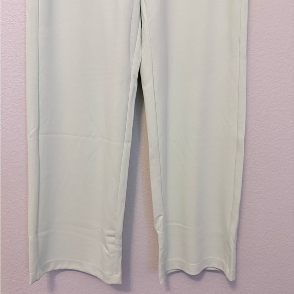 Athleta Seesaw Seasoft Mid Rise Straight Pant Honeydew Green NWT $99 - Picture 7 of 14